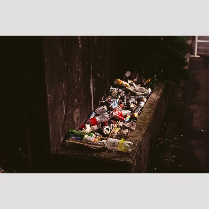 trash cans bottles